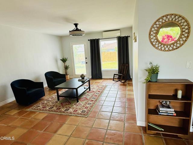 Detail Gallery Image 4 of 17 For 4015 N Conlon Ave, Covina,  CA 91722 - 3 Beds | 2 Baths
