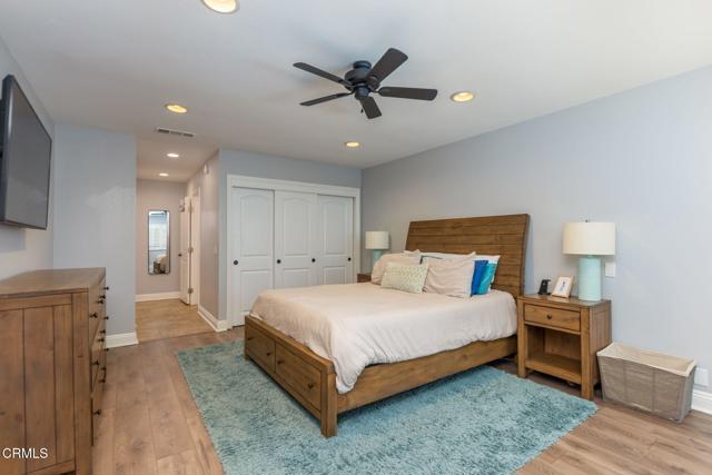 1091 Bradford Avenue, Camarillo CA: https://media.crmls.org/mediaz/37e4ca90-cd2f-4a44-9b3f-18f9d65e8cb3.jpg