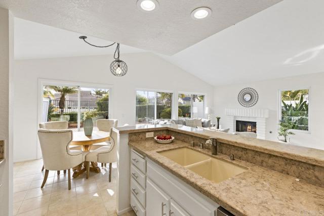 Detail Gallery Image 11 of 54 For 2300 Avenida Marejada, San Clemente,  CA 92673 - 2 Beds | 2 Baths
