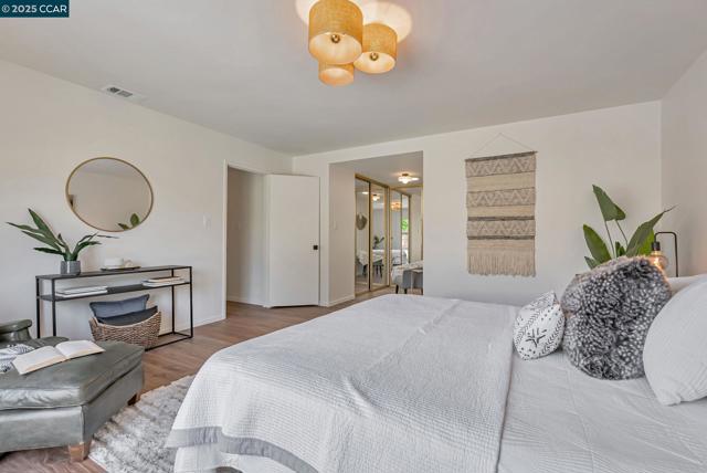 1836 Boxwood Dr, Concord CA: https://media.crmls.org/mediaz/37e71376-ea58-45ae-bfbd-797a5ed1abf5.jpg