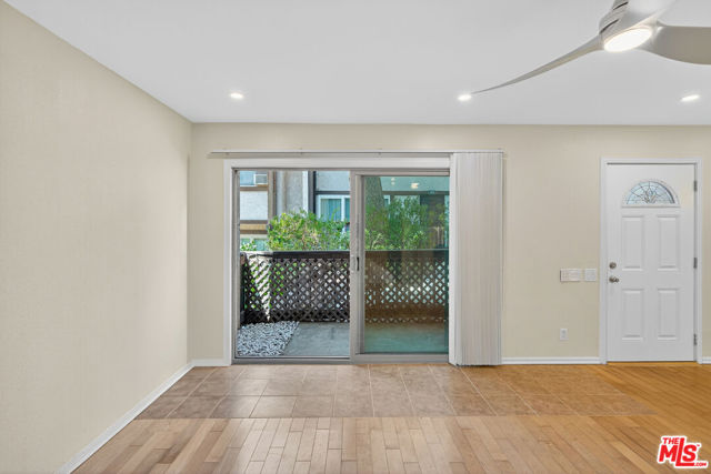 394 S MIRALESTE Drive, San Pedro CA: https://media.crmls.org/mediaz/37e81652-6a09-4833-91c2-fc04ac0df902.jpg