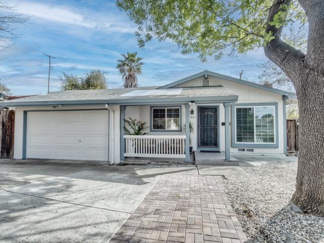 4864 Snow Drive, San Jose CA: https://media.crmls.org/mediaz/37e97586-c144-4cb2-b11a-c0731d1937bd.jpg