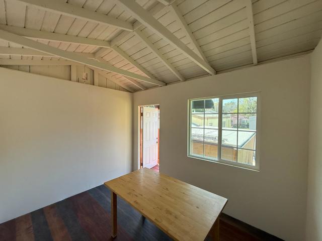 3050 22nd Avenue, Oakland CA: https://media.crmls.org/mediaz/37eb89f3-3775-474c-a58a-8888e956920a.jpg