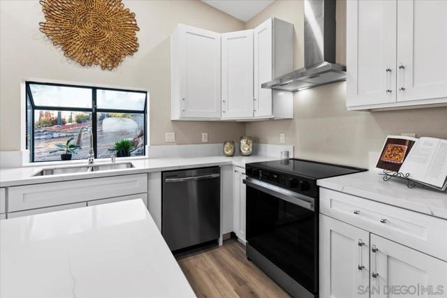 16310 Oak Springs Dr, Ramona CA: https://media.crmls.org/mediaz/37ebdfd9-ef5b-4ee4-99da-6e738f65fb08.jpg