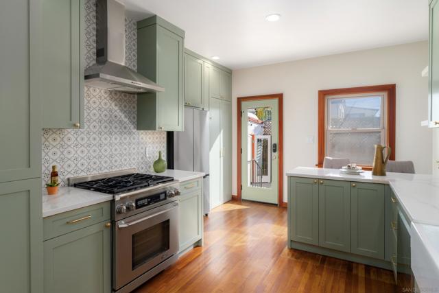 3077 Landis St, San Diego CA: https://media.crmls.org/mediaz/37ec7c6c-b79f-402c-8b49-29509f688873.jpg