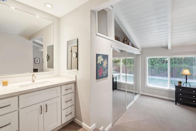 Image 18 of 31 For 1296 Vintner Way