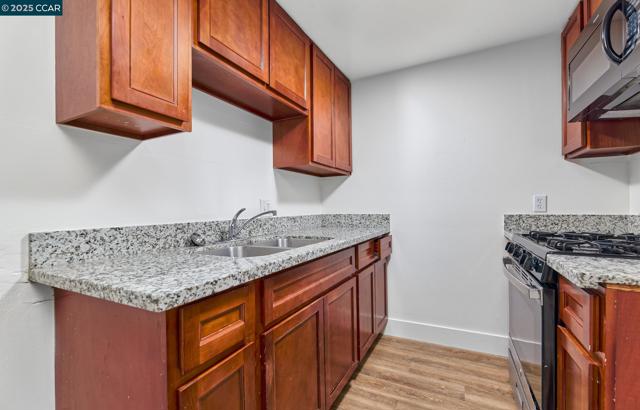 4913 Douvan Ct, Carmichael CA: https://media.crmls.org/mediaz/37edf08d-29d7-4416-9134-26bd72d66d82.jpg
