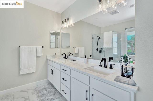 304 Adora Ln, Oakley CA: https://media.crmls.org/mediaz/37ee295c-fa0d-438a-b9d9-f1446b54dd82.jpg