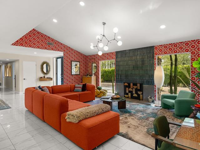 460 N Orchid Tree Lane, Palm Springs CA: https://media.crmls.org/mediaz/37ef9b3a-e19e-40f4-a3c8-dbb356a5de9e.jpg