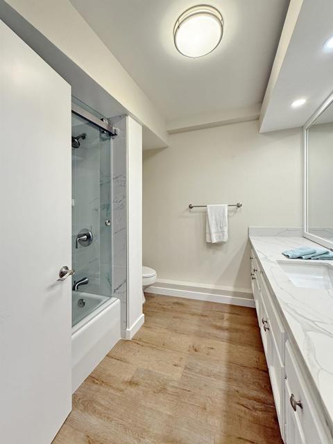 1820 Avenida del Mundo, Coronado CA: https://media.crmls.org/mediaz/37efc5f2-7cb7-4b50-9953-5ab2cc5618f3.jpg