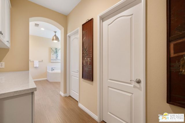 1850 Savanna Way, Palm Springs CA: https://media.crmls.org/mediaz/37f23faf-0ef2-47e3-bd34-5179bea1e60e.jpg