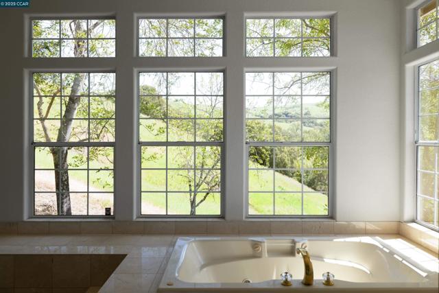 46 Merrill Circle N., Moraga CA: https://media.crmls.org/mediaz/37f2e955-5776-426d-83aa-ce9cd03de20f.jpg