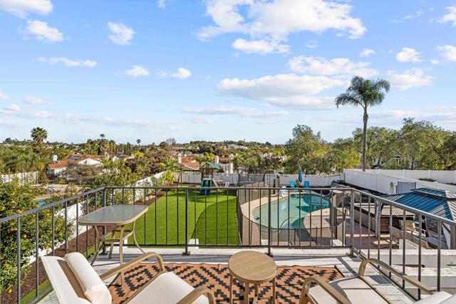 Detail Gallery Image 20 of 53 For 4912 Colusa Dr, Oceanside,  CA 92056 - 4 Beds | 3 Baths