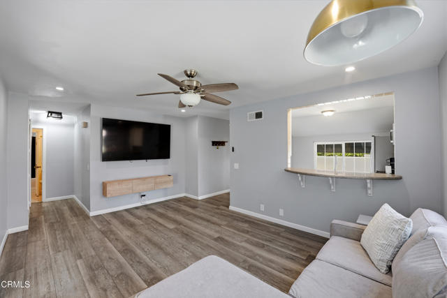 Detail Gallery Image 10 of 27 For 202 Avon Ln, Fillmore,  CA 93015 - 3 Beds | 1/1 Baths