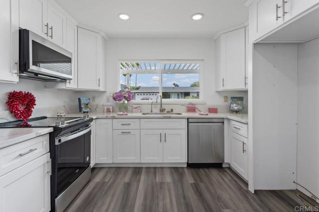 Detail Gallery Image 10 of 67 For 1626 La Tierra Lane, San Marcos,  CA 92078 - 3 Beds | 2 Baths