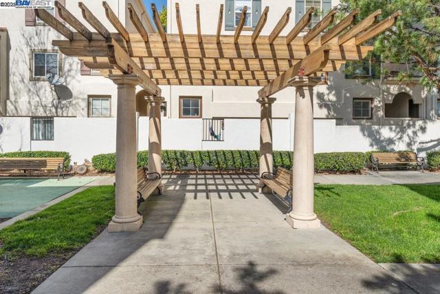 43 Rain Walk, Milpitas CA: https://media.crmls.org/mediaz/37f7afc3-0dc9-4f4d-9b03-6777668c151b.jpg