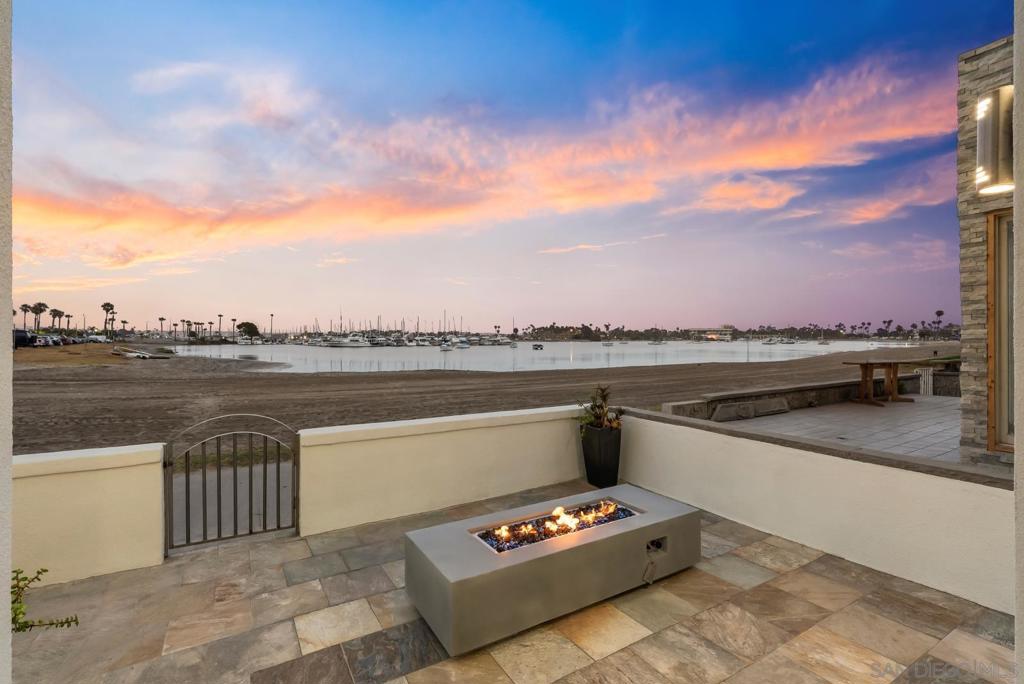 3490 Bayside Walk - photo 2