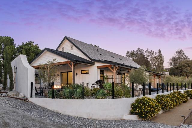 35715 Calle Nopal, Temecula CA: https://media.crmls.org/mediaz/37fb9b71-c492-4260-a20a-66da0b31fc46.jpg