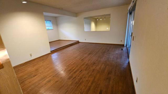 41056 Pajaro Drive, Fremont CA: https://media.crmls.org/mediaz/37fbba63-cac8-4277-9636-2e5fd49399cf.jpg