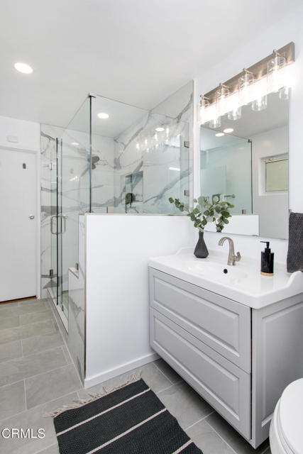 3345 Rubio Crest Drive, Altadena CA: https://media.crmls.org/mediaz/37fc1111-3000-4adf-82bc-cffc2b1d2bec.jpg
