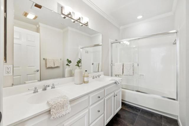 600 Willow Road, Menlo Park CA: https://media.crmls.org/mediaz/37fe53f4-8a88-4285-8ece-2da002319911.jpg