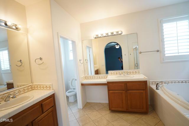 341 Spring Park Road, Camarillo CA: https://media.crmls.org/mediaz/37fea4a2-54f0-400a-bfaa-d5e3db6dc379.jpg