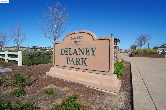 298 McClelland Way, Oakley CA: https://media.crmls.org/mediaz/37ff63a5-e7ec-457d-a081-416f6e14691e.jpg