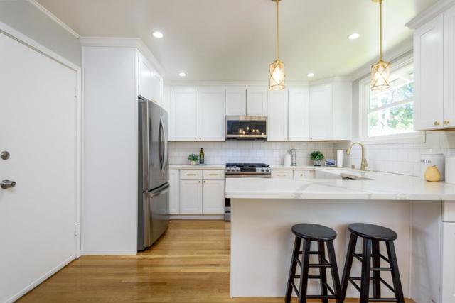 11 Meadow Court, San Mateo CA: https://media.crmls.org/mediaz/3800f15b-a2af-4db1-8b02-2f55d6eaf853.jpg