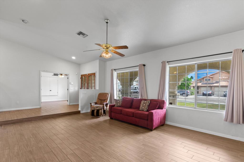 MLS #219138909DA image #4