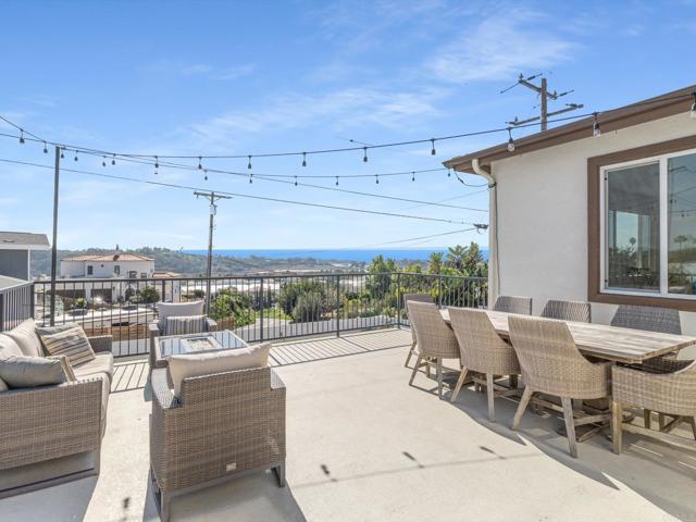 Detail Gallery Image 2 of 42 For 1858 Avocado Rd, Oceanside,  CA 92054 - 5 Beds | 3/1 Baths