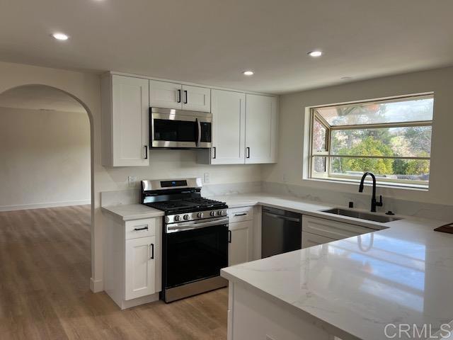 9946 Nutby Lane, Escondido CA: https://media.crmls.org/mediaz/3804edf7-eb45-40ba-b883-1b01d80ad245.jpg