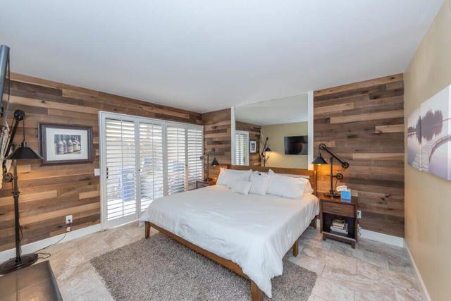 Image 20 of 38 For 48697 Eisenhower Drive