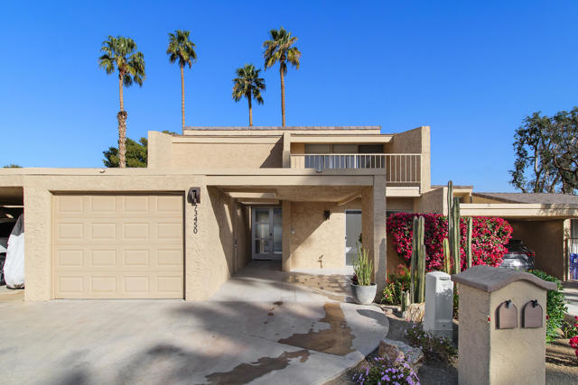 73450 Dalea Lane, Palm Desert CA: https://media.crmls.org/mediaz/380562c8-6e90-42cc-b350-8654dc9f8e82.jpg