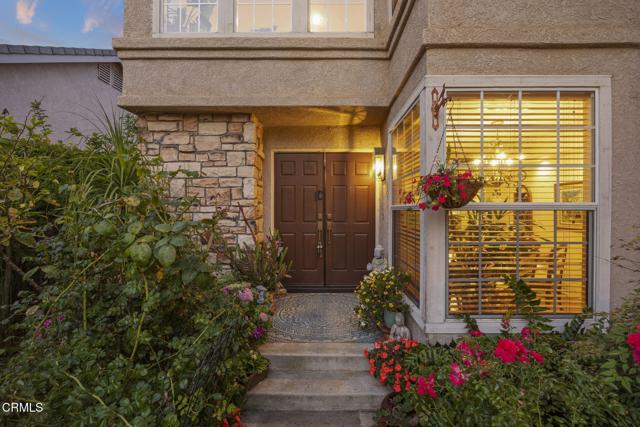 2314 Arcadian Shores Trail, Oxnard CA: https://media.crmls.org/mediaz/3807d725-2cf9-4322-b2c6-423f681f06e9.jpg