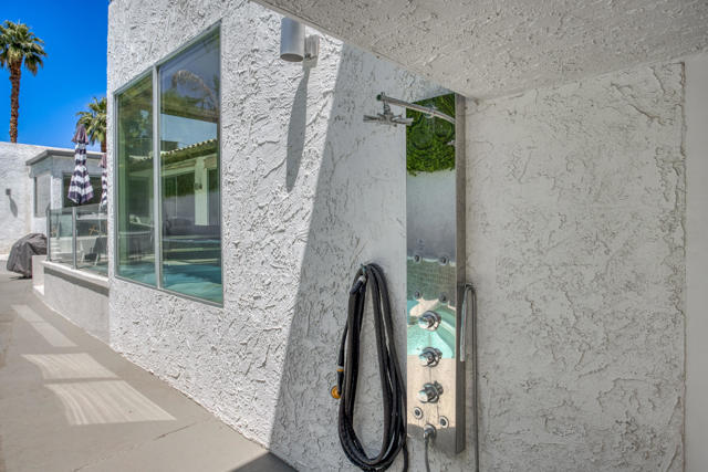 257 W El Camino Way, Palm Springs CA: https://media.crmls.org/mediaz/3808a721-9f64-45e0-ba4c-ce16083a2225.jpg