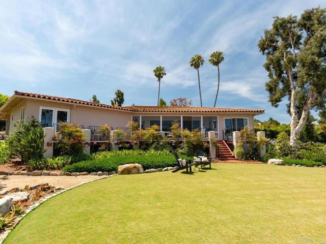 6418 Paseo Delicias, Rancho Santa Fe CA: https://media.crmls.org/mediaz/38095083-1ba3-4b79-9819-a40ebebefaad.jpg