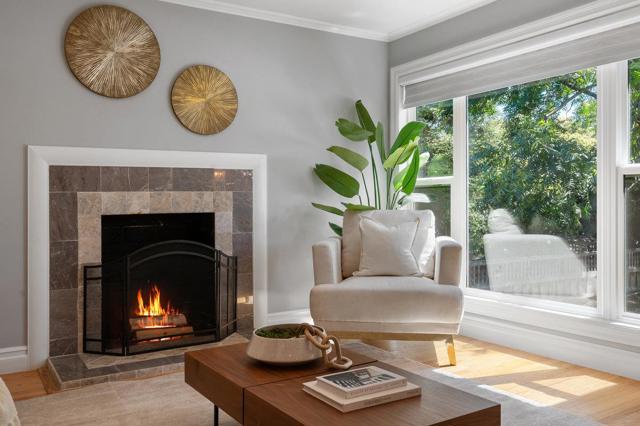3813 Pasadena Drive, San Mateo CA: https://media.crmls.org/mediaz/380a2cff-6fec-49a6-a21c-a3f6f53b8e10.jpg