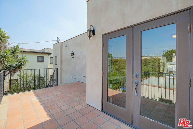 Image 3 for 10565 Ayres Ave, Los Angeles, CA 90064