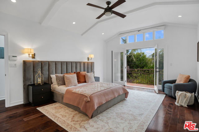 10615 Esther Avenue, Los Angeles CA: https://media.crmls.org/mediaz/380c2674-c541-4897-aab8-0dd9d642c254.jpg