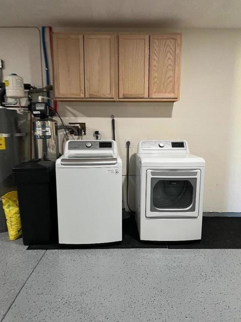 8613 Elk Way, Elk Grove CA: https://media.crmls.org/mediaz/380c5653-0884-4e27-bfe3-992c46e94b66.jpg
