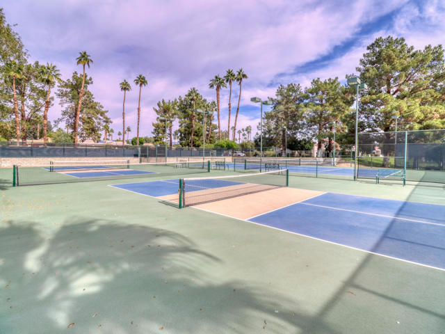 171 Winterhaven Circle, Palm Desert CA: https://media.crmls.org/mediaz/380c5de3-a897-4b7b-be03-4a4aae9afe26.jpg