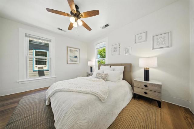 185 N 9th Street, San Jose CA: https://media.crmls.org/mediaz/380c630a-4a70-4fd2-9025-302e27f1dc3c.jpg