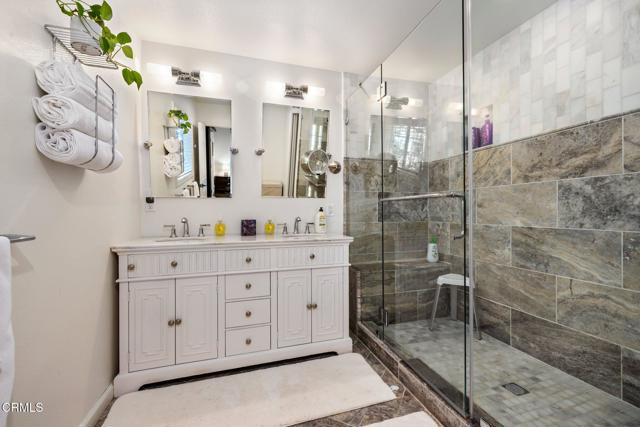378 Grand Avenue, Monrovia CA: https://media.crmls.org/mediaz/380cd71b-3d0a-4219-8e3c-bbbd6908eaca.jpg