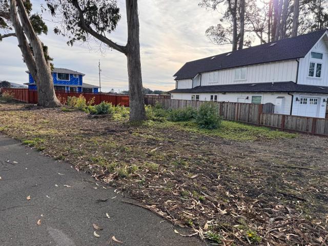 0 Magnolia, Half Moon Bay CA: https://media.crmls.org/mediaz/380cf41d-6928-4ed2-8782-ae061a6c14c0.jpg
