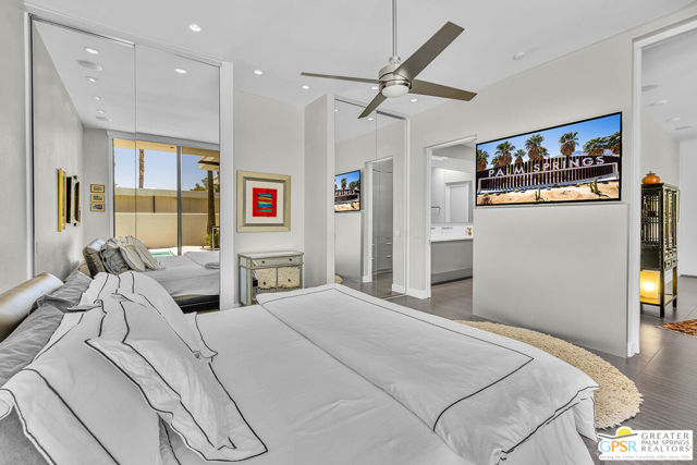 130 W Racquet Club Road, Palm Springs CA: https://media.crmls.org/mediaz/380dac97-fb3c-4ac7-9b7c-ee41d5095274.jpg