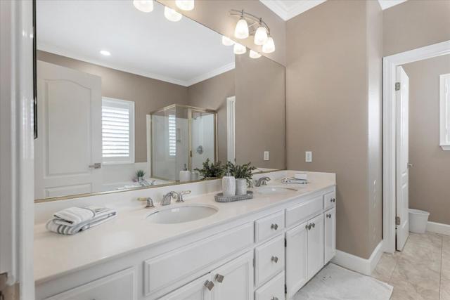 5213 Silvercrest Ridge Court, San Jose CA: https://media.crmls.org/mediaz/380dbd32-30d6-4c71-a220-5d23e62f7734.jpg