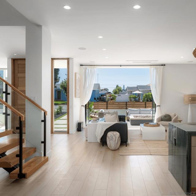 5140 Los Robles Drive, Carlsbad CA: https://media.crmls.org/mediaz/380f14c4-9a58-41be-a2a1-56b7ee6aab56.jpg