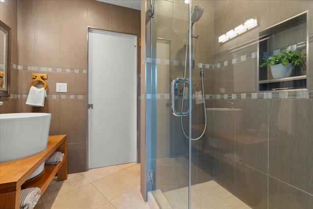 433 Seaview Drive, Aptos CA: https://media.crmls.org/mediaz/380f8ca9-15a5-4ade-b9e0-358c7fa484be.jpg