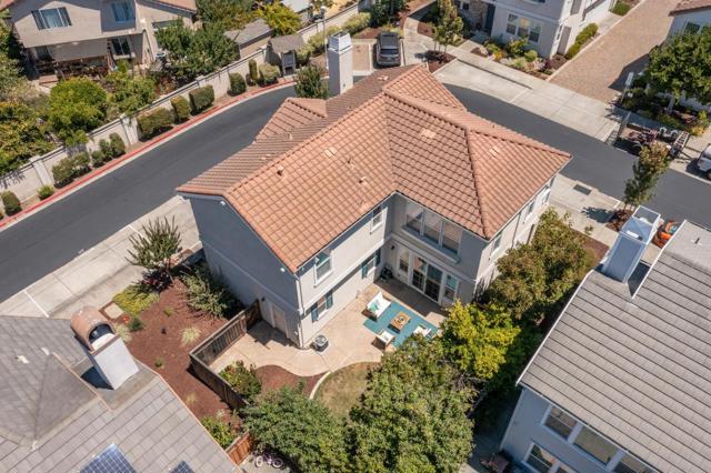 1614 Welford Circle, Hayward CA: https://media.crmls.org/mediaz/380fbec1-099e-4280-9c4d-c7f8dde75934.jpg