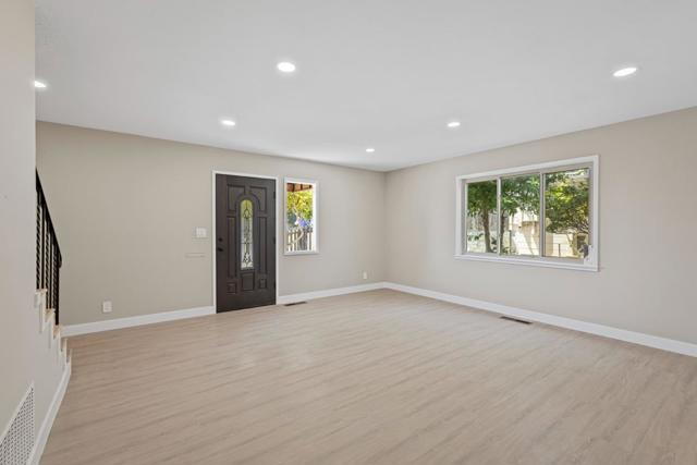 620624 Mcclellan Avenue, Monterey CA: https://media.crmls.org/mediaz/38117b12-2506-439b-9971-5f1633b4b70d.jpg